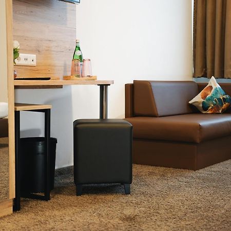 Outlet Hotel Metzingen  Kültér fotó