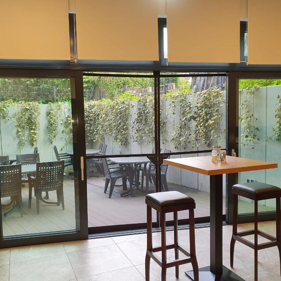 Outlet Hotel Metzingen  Kültér fotó