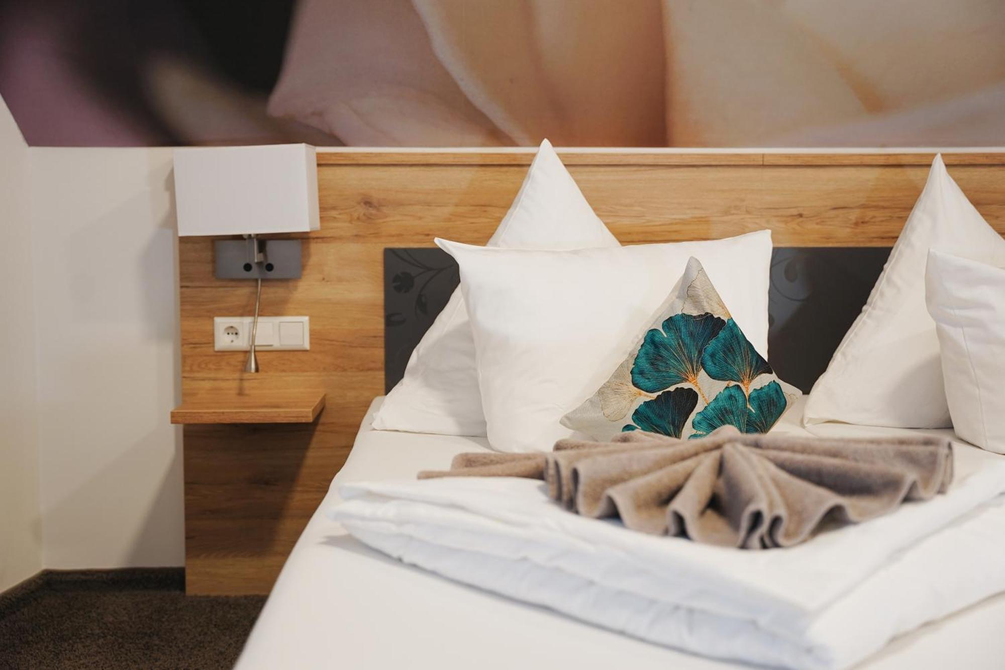 Outlet Hotel Metzingen  Kültér fotó