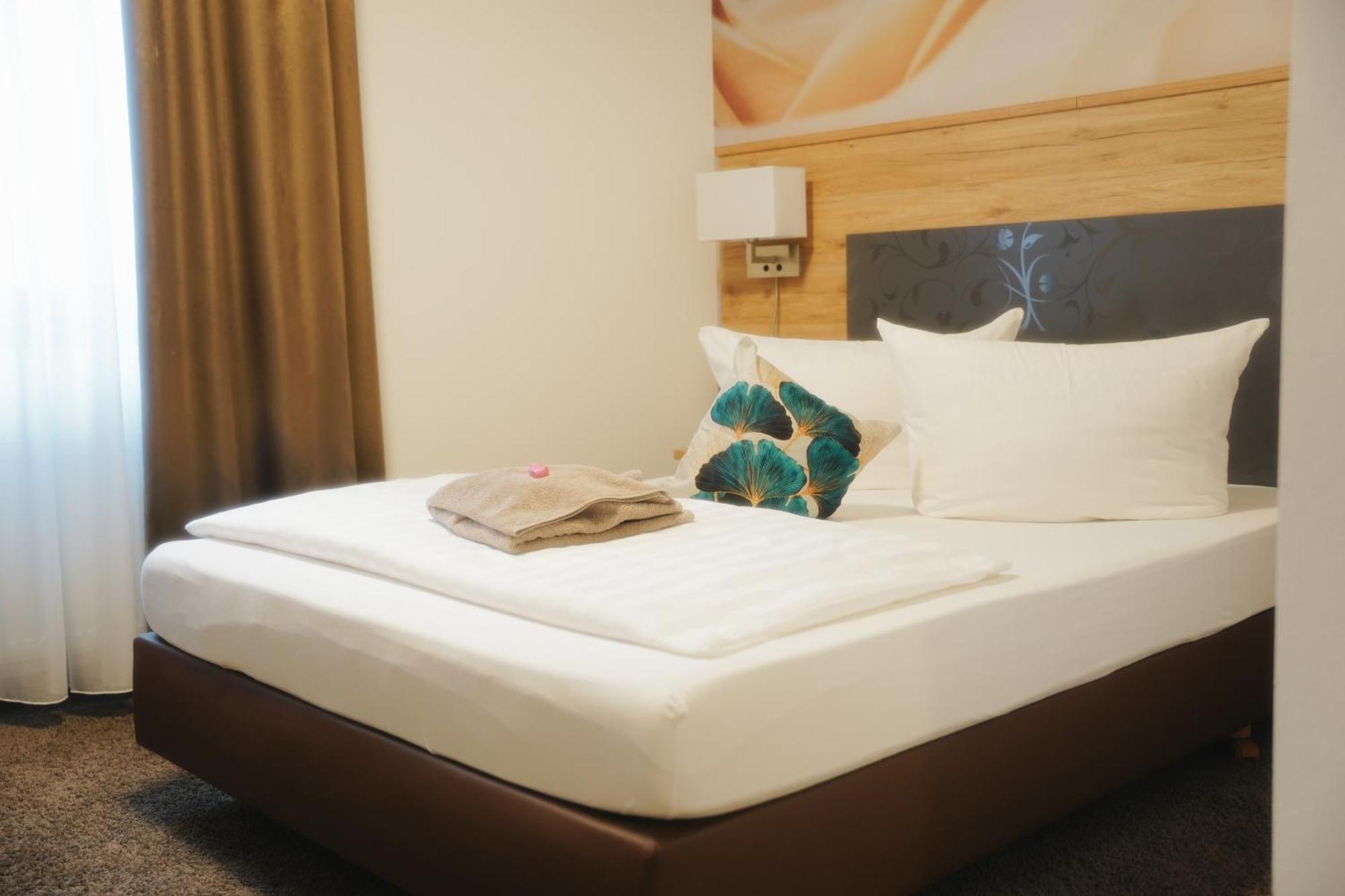 Outlet Hotel Metzingen  Kültér fotó