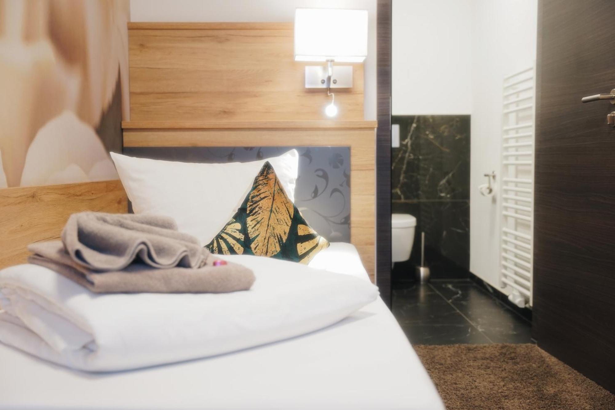 Outlet Hotel Metzingen  Kültér fotó
